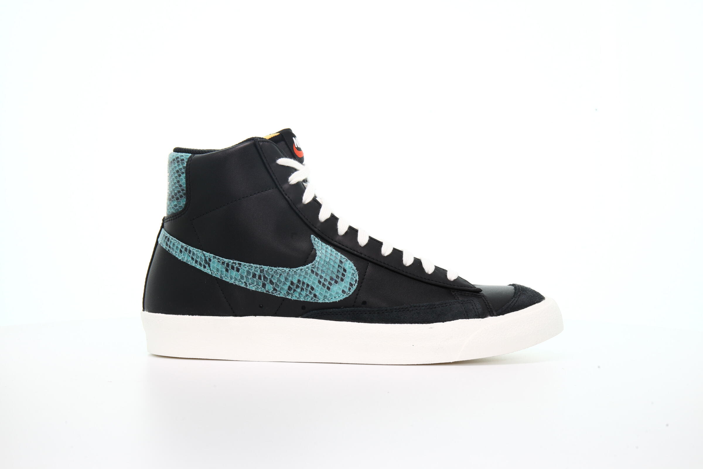 Nike Blazer Mid '77 VNTG Reptile 